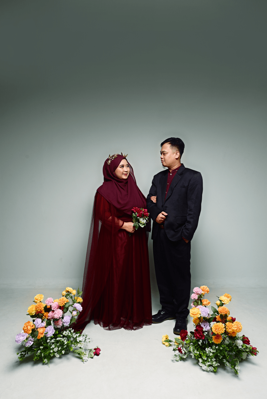 Ayu & Roni
